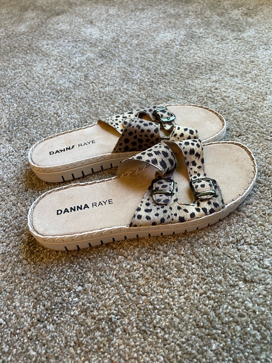 Danna Raye Shoes - Danna Raye Leopard Print Double Buckle Slide Sandals - Beige/Black Size 8